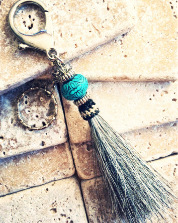 horse hair keypers™ keyholder — grey w/ etched bead