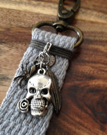 skull darkness keypers™ keyholder