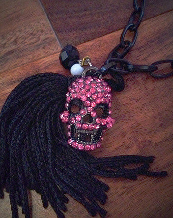 dreads & skull pendant with fashion link black oxide chain neckwear
