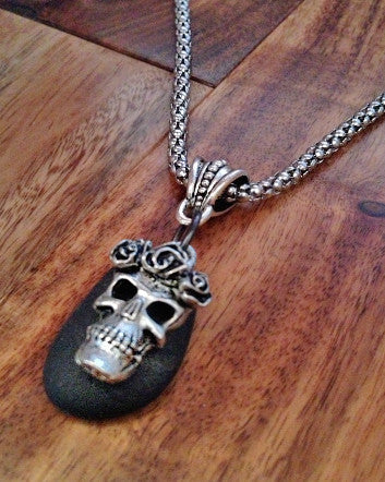 black stone with skull & roses on stainless steel and leather chain | neckwear
