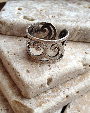 matte silver high tide ring | fashion accessories