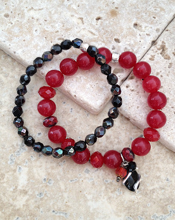10mm quaryd bracelet with tru.gigs: scarlet jade & silver swirled black crystal-feature