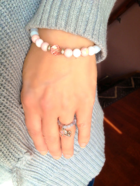 quaryd 8mm bracelet in white moonstone, blush riverstone & rosaline crystal