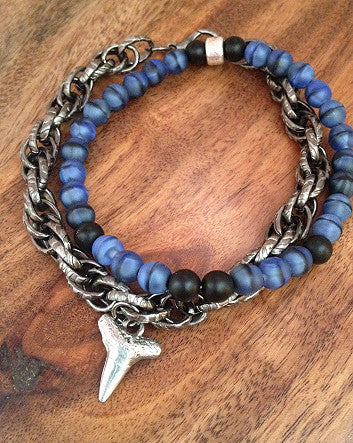 quaryd 6mm wristwear in matte cobalt moonstone & black onyx