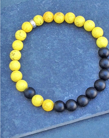 quaryd 8mm wristwear in matte black onyx & yellow magnesite