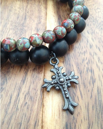 quaryd 10mm wristwear—with tru.gigs™: matte black onyx with black oxide cross