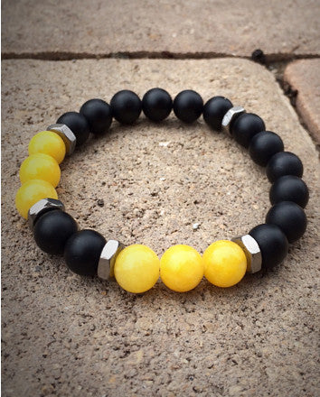 quaryd 10mm wristwear in matte black onyx and sun jade