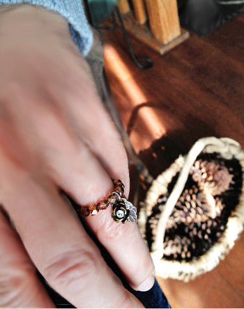 quaryd ring with tru.gigs—iridescent copper crystals & rhinestone studded rose-feature