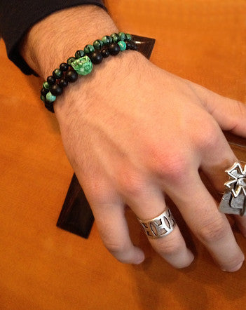 quaryd 6mm wristwear in matte black onyx with green howlite & hand-painted skull