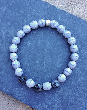 quaryd 8mm bracelet in soft grey moonstone & smokey quartz-feature with tru.gigs™ charms