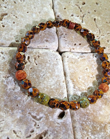 quaryd 6mm bracelet in ochre picasso & earthen pottery-feature1