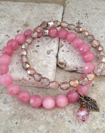 quaryd 8mm bracelet in variegated pink jade-feature with tru.gigs charms