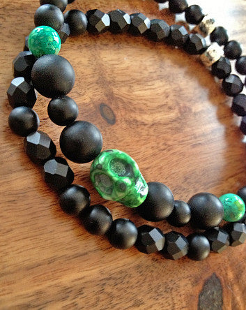 quaryd 6mm wristwear in matte black onyx with green howlite & hand-painted skull